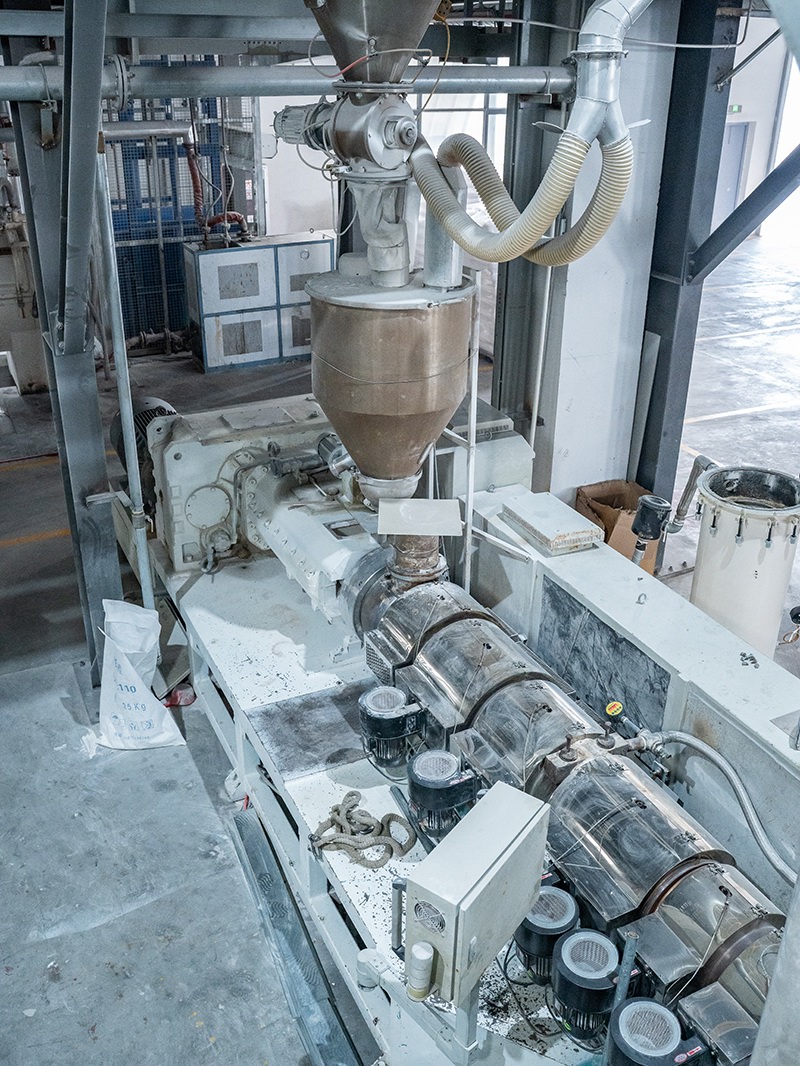 RAW MATERIAL AUTOMATIC SUPPLY SYSTEM
