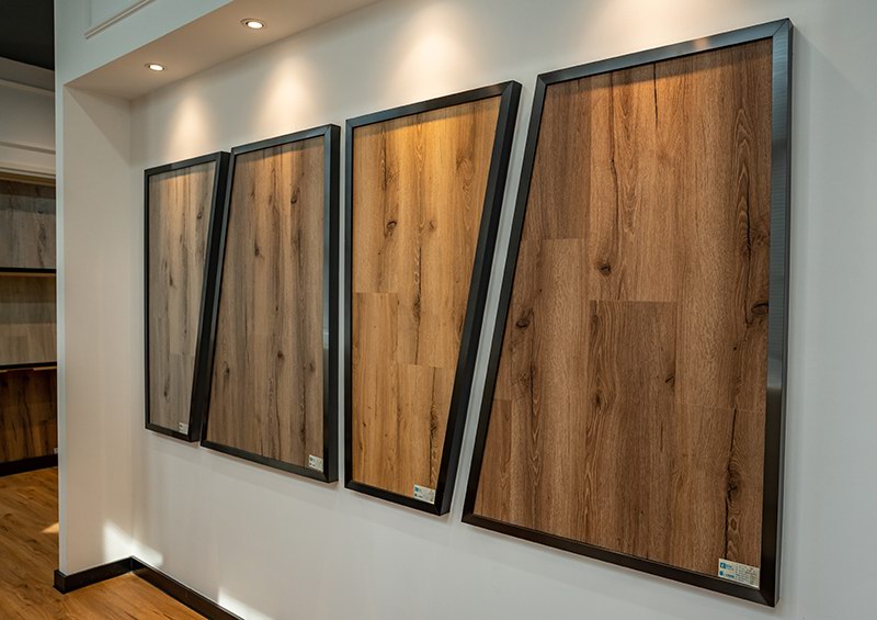 SHOW ROOM